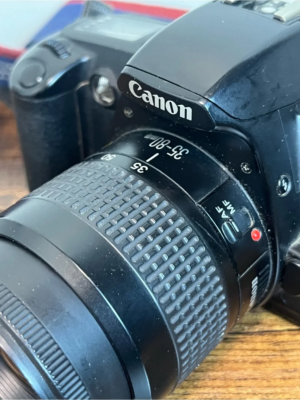 Canon EOS Rebel G 35mm SLR Film Camera with EF 35-80mm Zoom Lens - Picture 3 of 9
